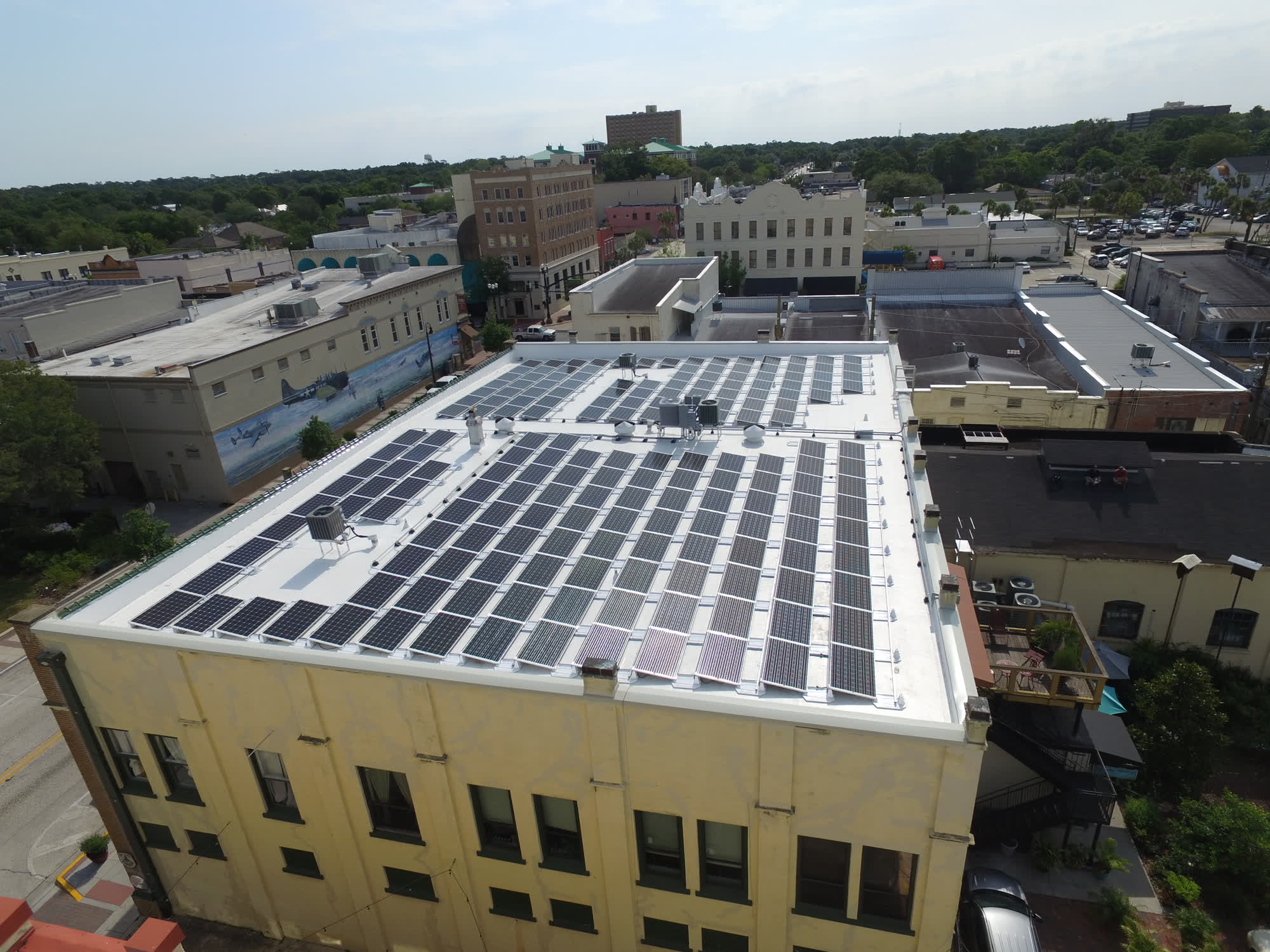 Downtown DeLand commercial rooftop covered in Solar-Fit panels