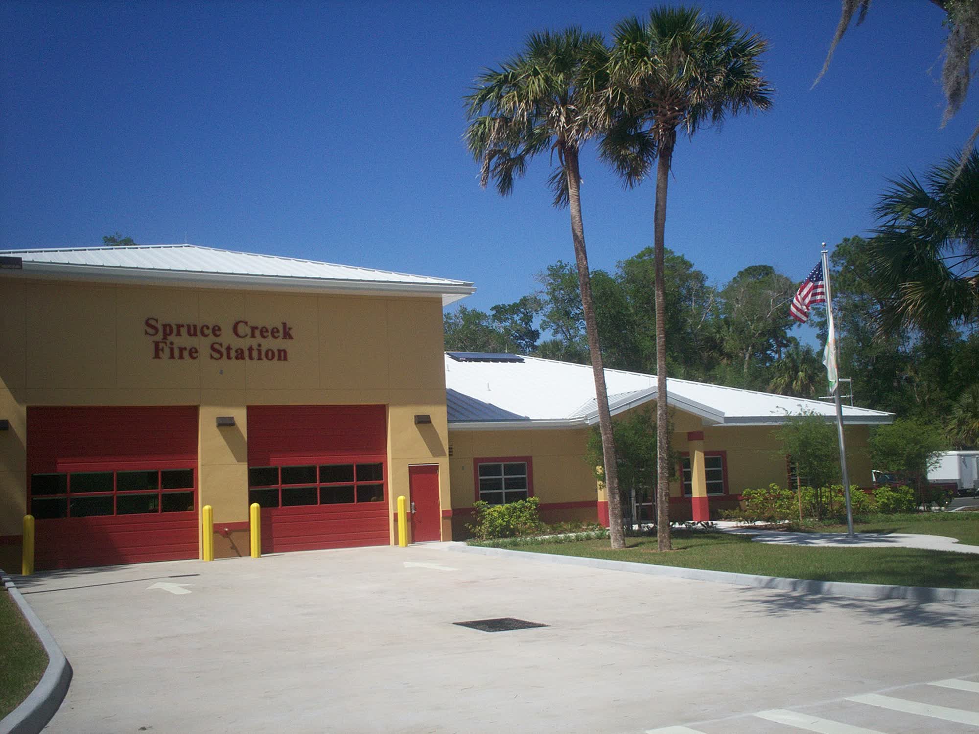 Fire station with rooftop solar panels installed by Solar-Fit